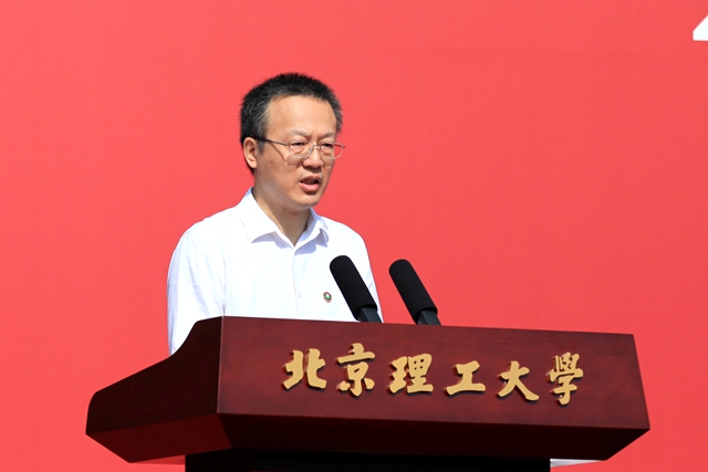 龍騰校長(zhǎng)-郭強(qiáng).JPG